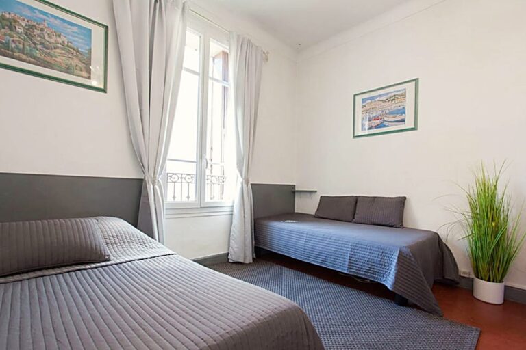 Studio Galet – appart'hôtel SeaYouSoon à Cannes, à 1 minute de la Croisette